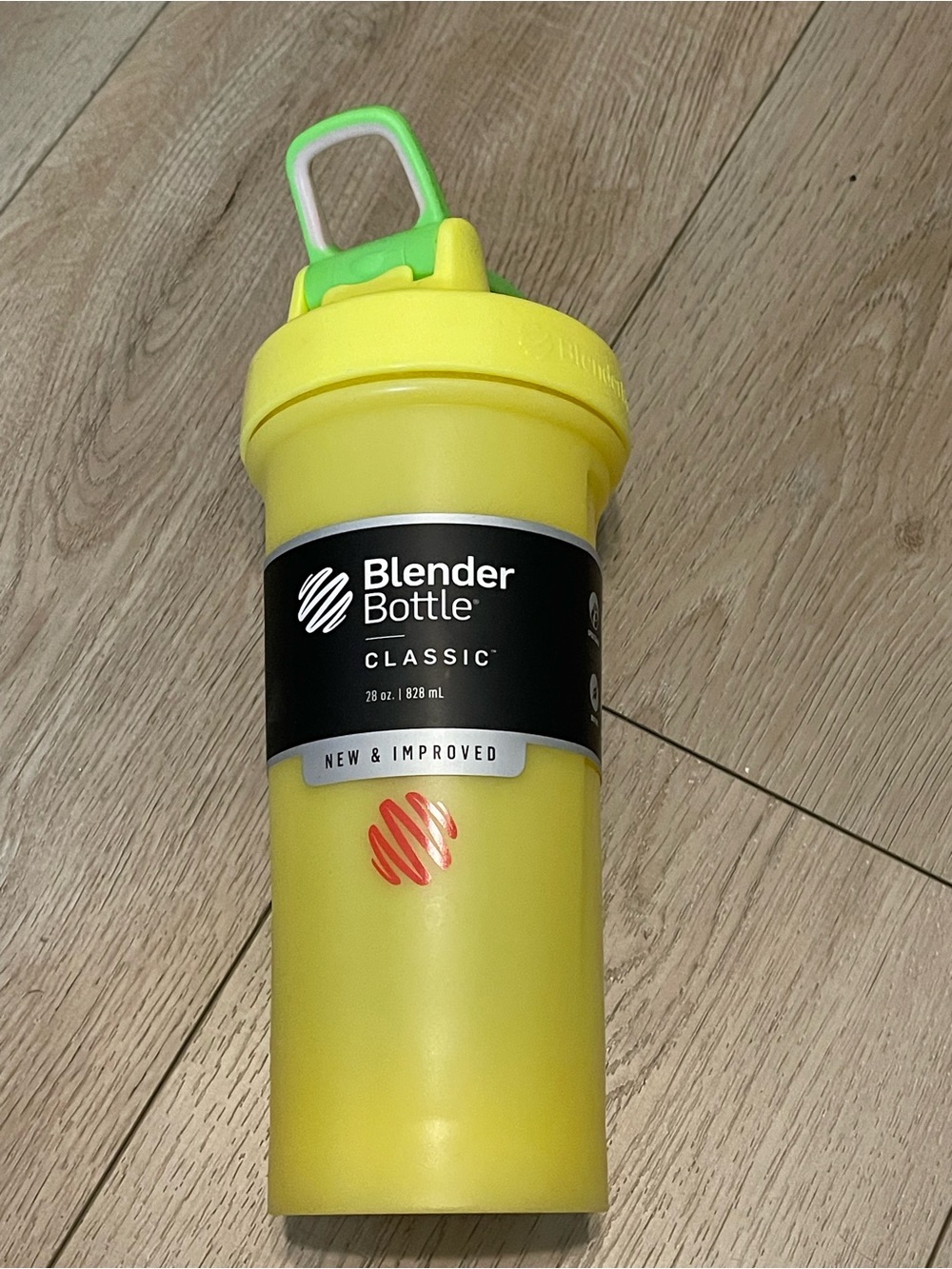 Classic Shaker Bottle in Yellow